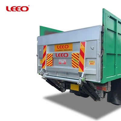 Vilken är öppningsvinkeln på en baklucka på en dumpbil?